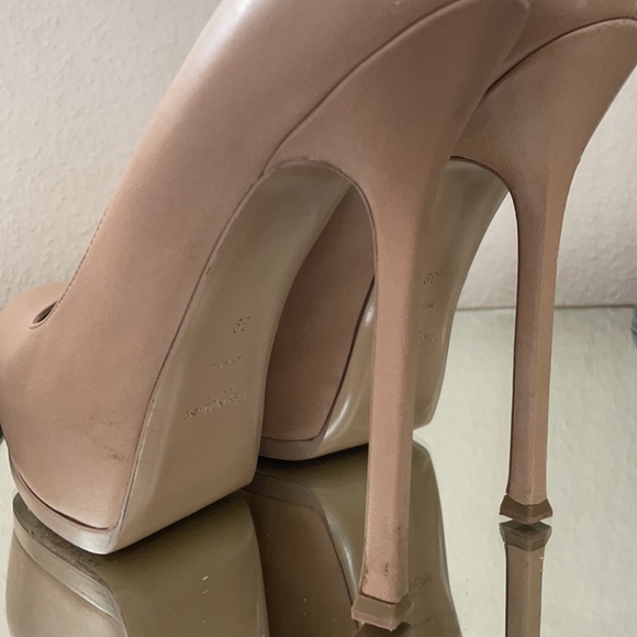 YSL tribtoo Nude Stiletto Heel Size 39 worn once - Picture 5 of 16